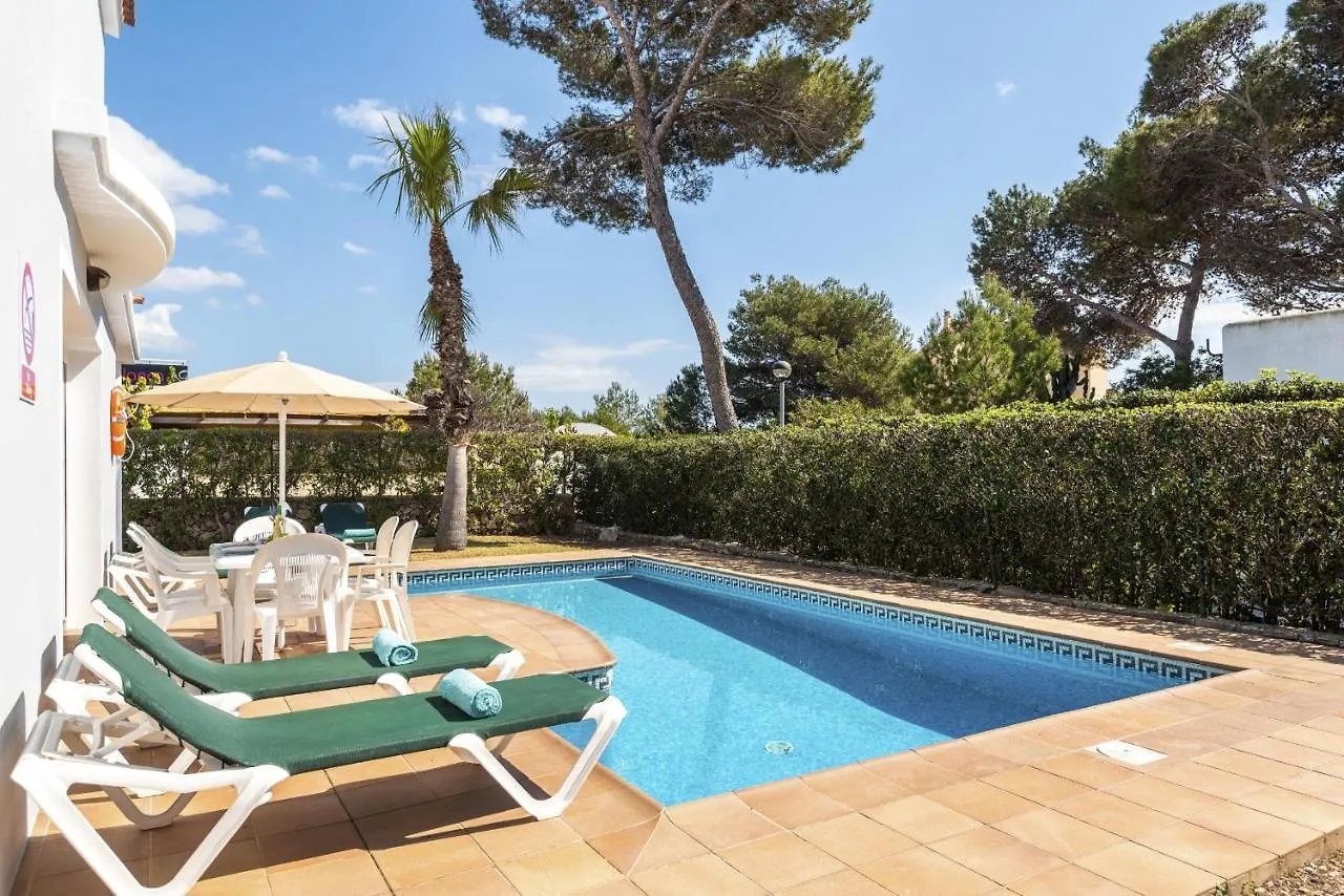 ヴィラ Marta 3 Bedroom Villa, Cala Blanca スペイン