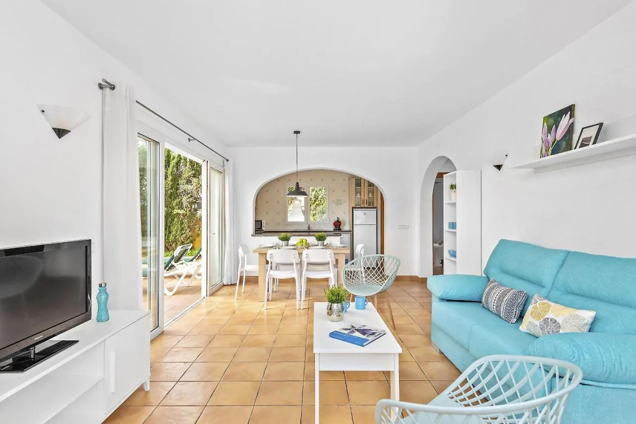 ヴィラ Marta 3 Bedroom Villa, Cala Blanca